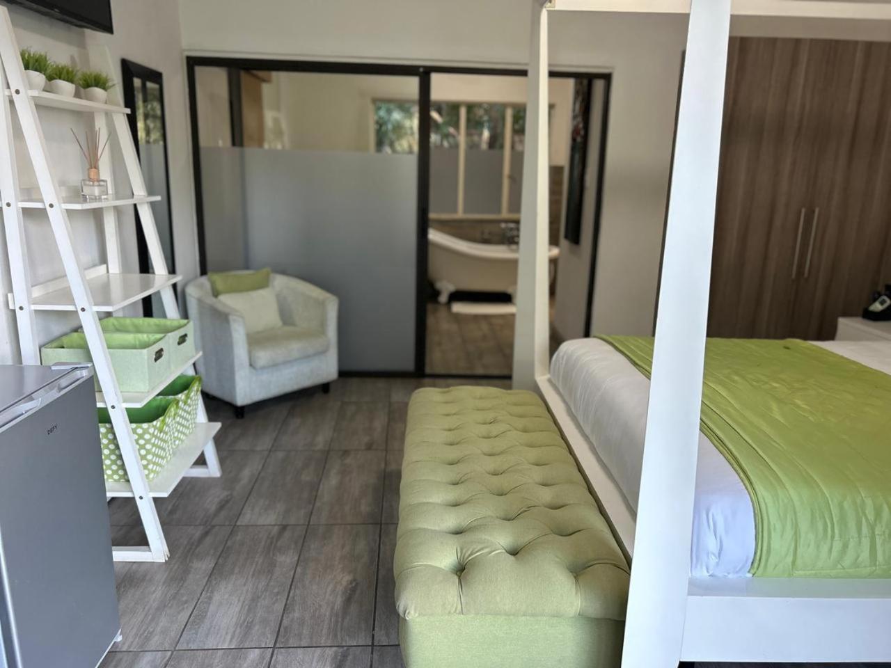 Calla Lily Guesthouse Mbombela Exteriér fotografie