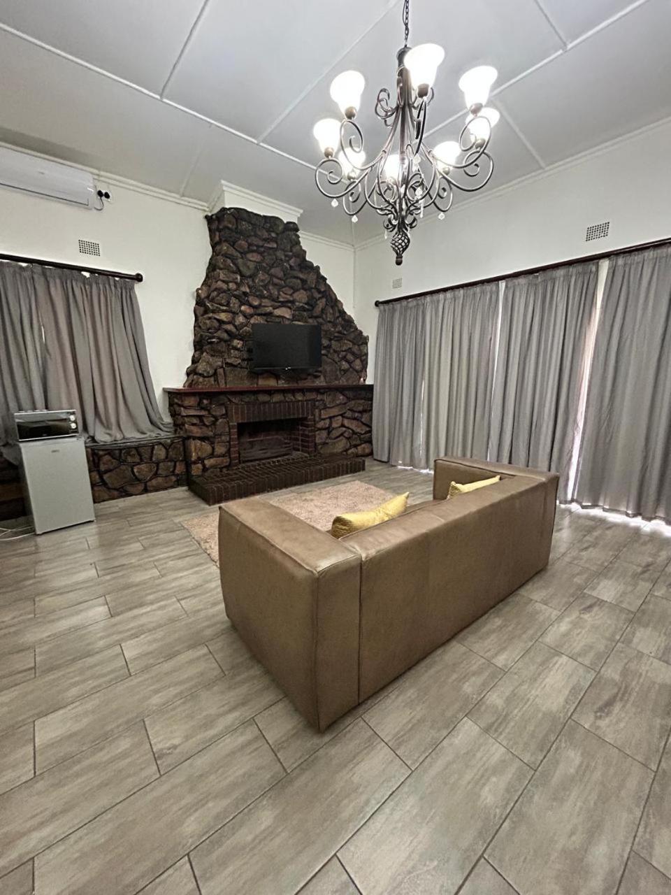 Calla Lily Guesthouse Mbombela Exteriér fotografie
